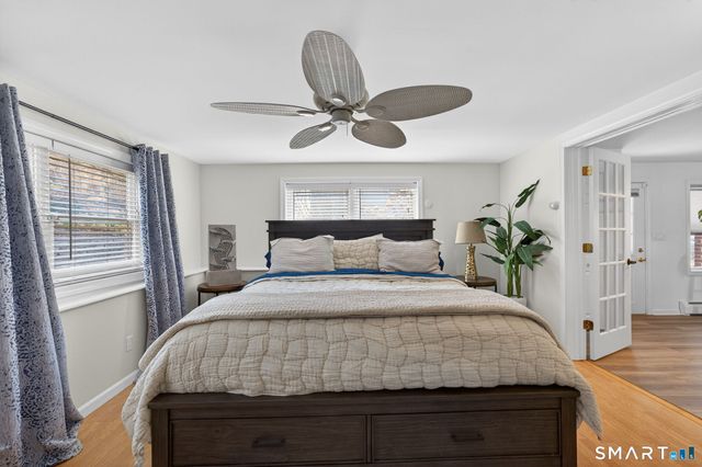 7 Edge Hill Road, East Lyme, CT 06357