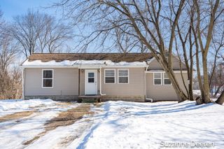 68 Dewitt Street, Saranac Vlg-bstntwp, MI 48881