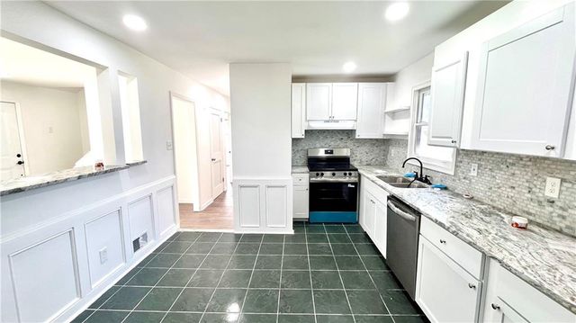 3615 River Hills Court, Ellenwood, GA 30294