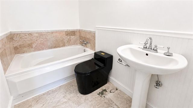 3615 River Hills Court, Ellenwood, GA 30294