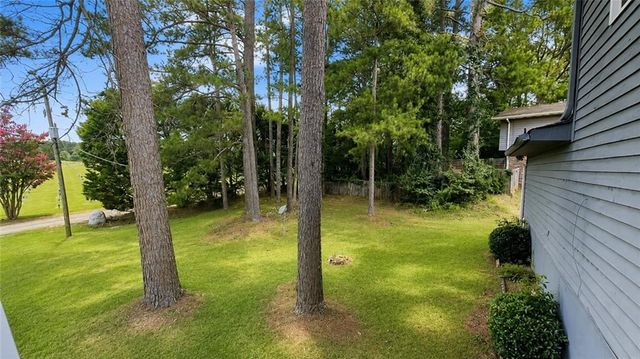 3615 River Hills Court, Ellenwood, GA 30294