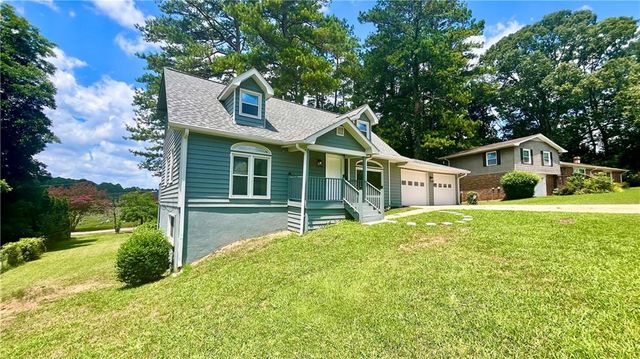 3615 River Hills Court, Ellenwood, GA 30294