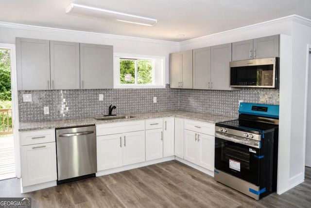 2911 Macon Drive SW, Atlanta, GA 30354