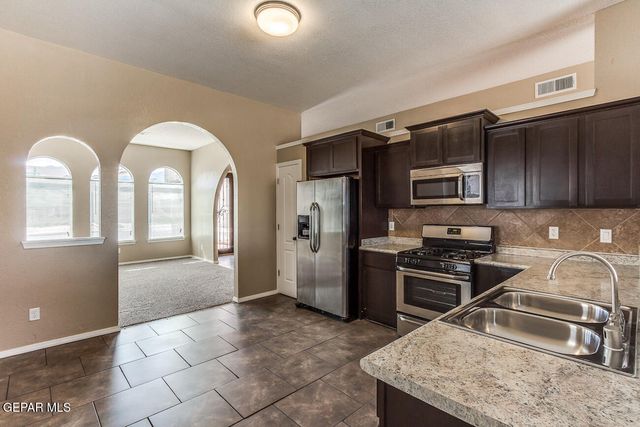 11328 BULLSEYE Street, El Paso, TX 79934