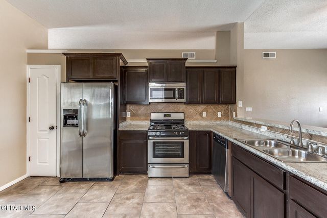 11328 BULLSEYE Street, El Paso, TX 79934