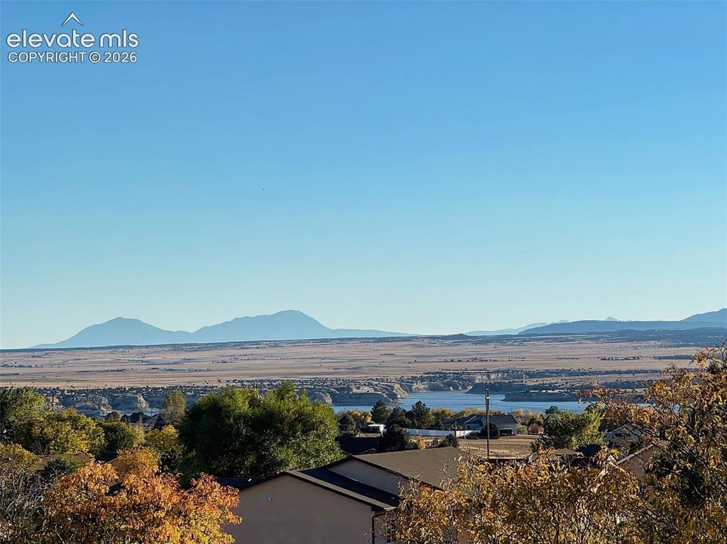 893 S Greenway Avenue, Pueblo, CO 81007 — photo 4