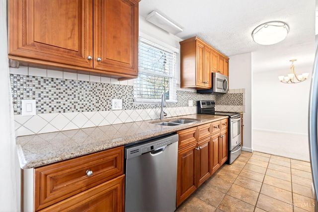 6978 Fallen Oaks Drive, Deerfield Twp., OH 45040