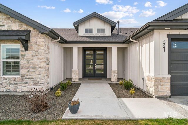 521 S Gabriel Ln, Nampa, ID 83687 property photo