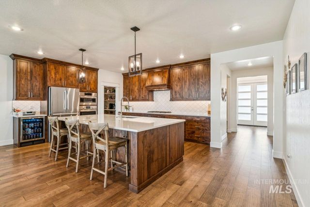 521 S Gabriel Ln, Nampa, ID 83687