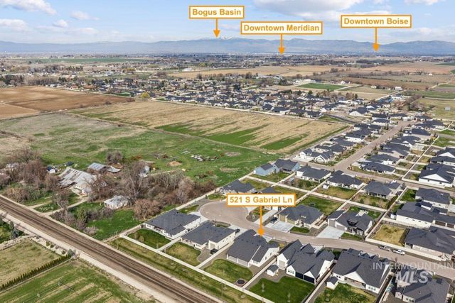 521 S Gabriel Ln, Nampa, ID 83687