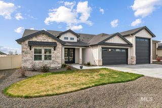 521 S Gabriel Ln, Nampa, ID 83687