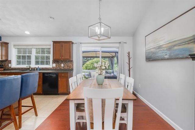 33 Charles Avenue, Charlestown, RI 02813