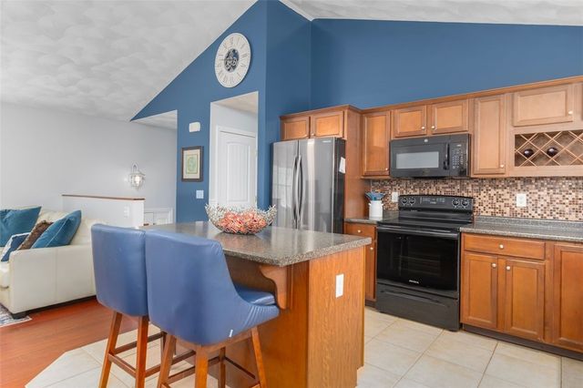 33 Charles Avenue, Charlestown, RI 02813