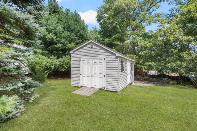 33 Charles Avenue, Charlestown, RI 02813