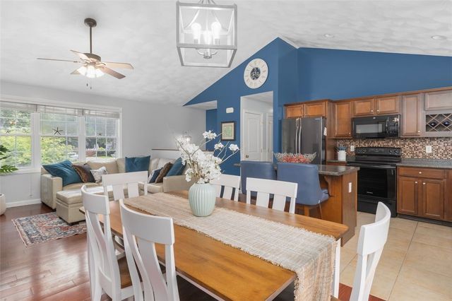 33 Charles Avenue, Charlestown, RI 02813