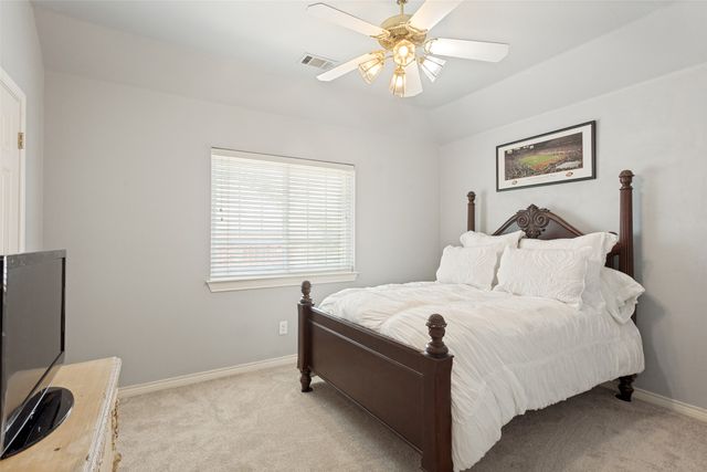 2700 Lake Breeze Lane, Flower Mound, TX 75022