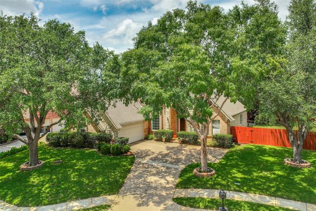 2700 Lake Breeze Lane, Flower Mound, TX 75022