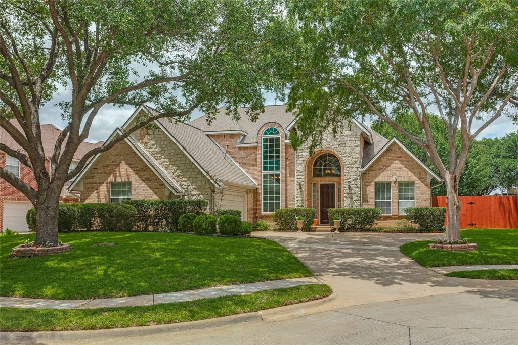 2700 Lake Breeze Lane, Flower Mound, TX 75022