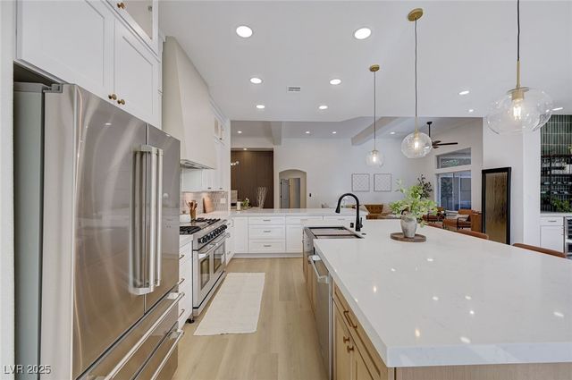 1532 Via Cassia, Henderson, NV 89052