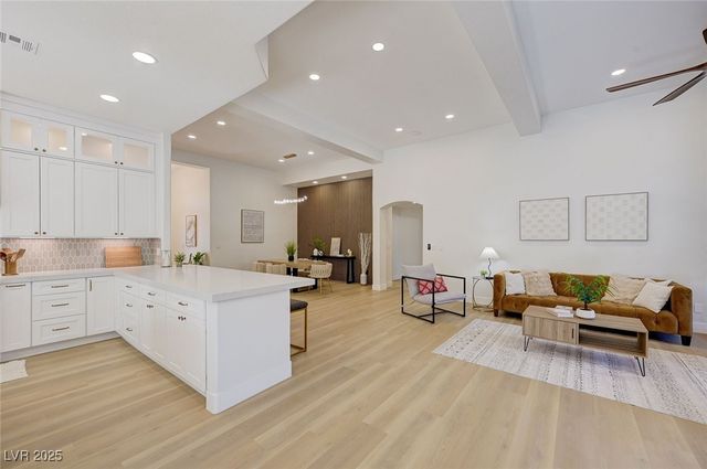 1532 Via Cassia, Henderson, NV 89052