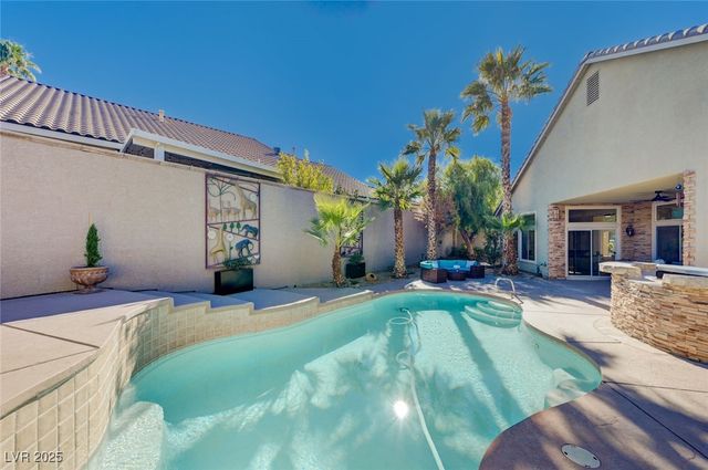 1532 Via Cassia, Henderson, NV 89052