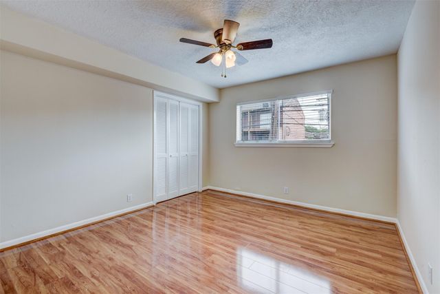 2555 Marilee Lane 4, Houston, TX 77057