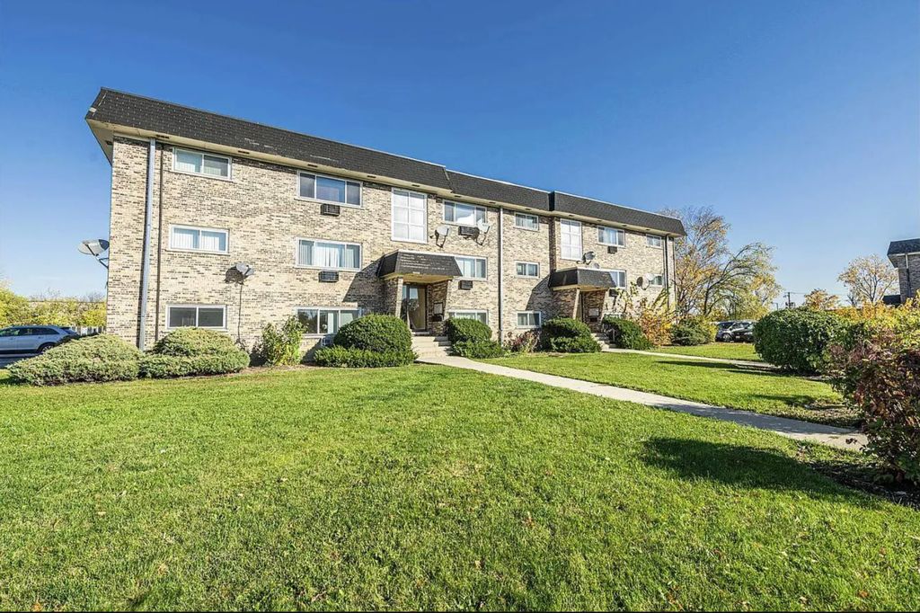 1003 Argyle Street 4A, Bensenville, IL 60106