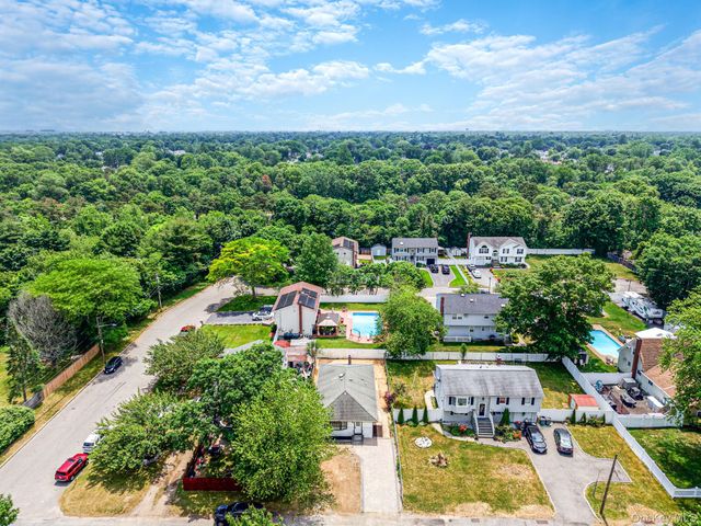 64 Cedar Drive, Bay Shore, NY 11706