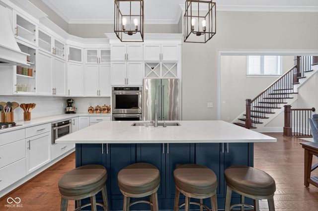11640 Walton Crescent, Zionsville, IN 46077