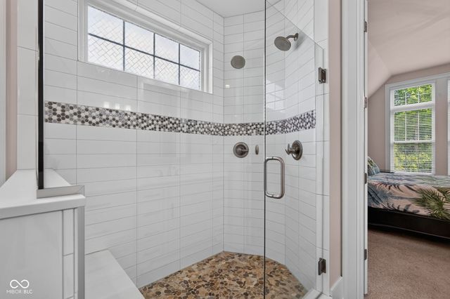 11640 Walton Crescent, Zionsville, IN 46077