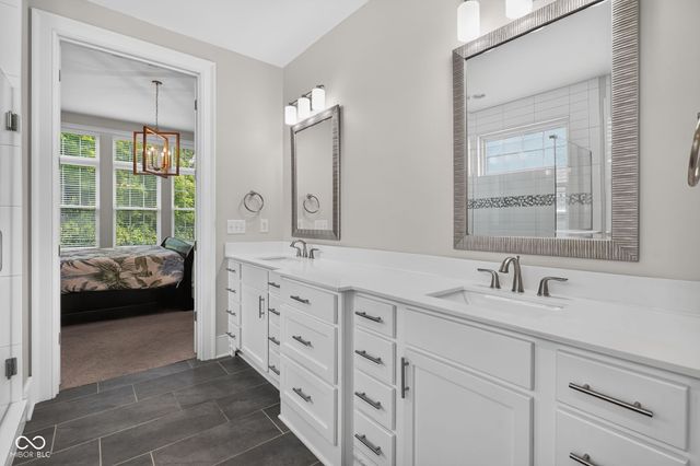 11640 Walton Crescent, Zionsville, IN 46077