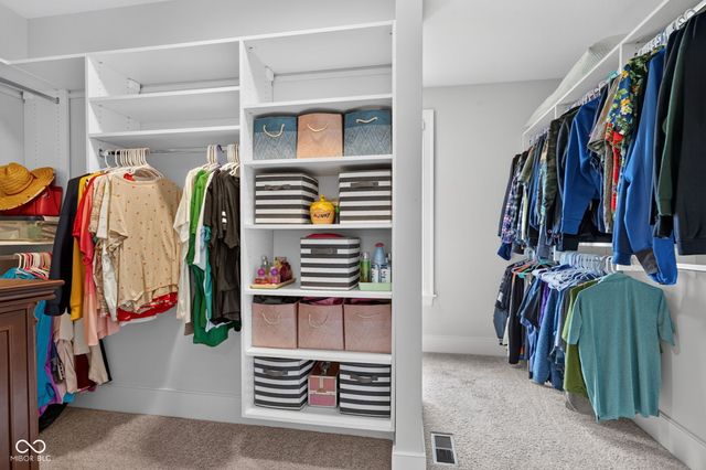11640 Walton Crescent, Zionsville, IN 46077