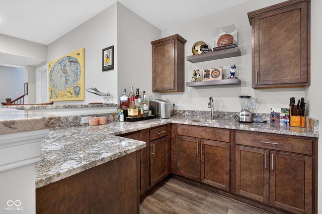 11640 Walton Crescent, Zionsville, IN 46077