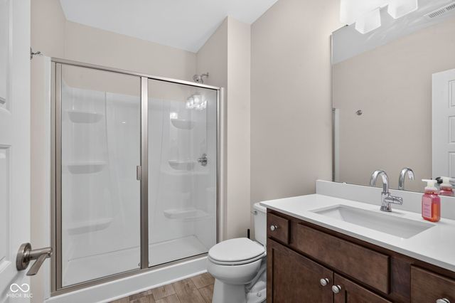 11640 Walton Crescent, Zionsville, IN 46077