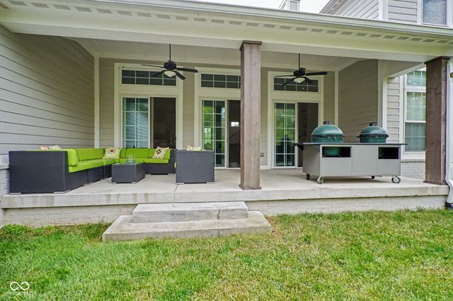 11640 Walton Crescent, Zionsville, IN 46077