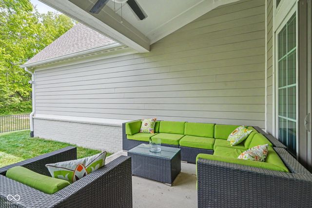 11640 Walton Crescent, Zionsville, IN 46077