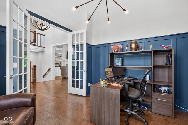 11640 Walton Crescent, Zionsville, IN 46077