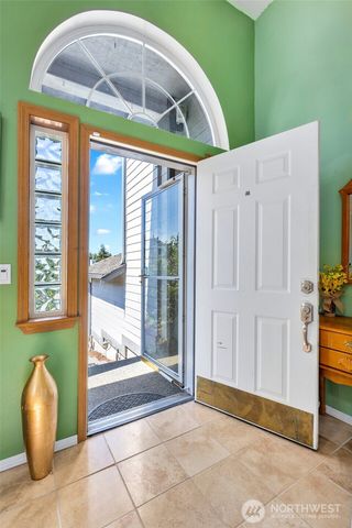 6907 75th Drive NE, Marysville, WA 98270