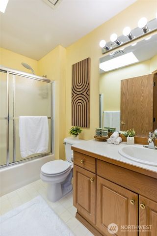 6907 75th Drive NE, Marysville, WA 98270