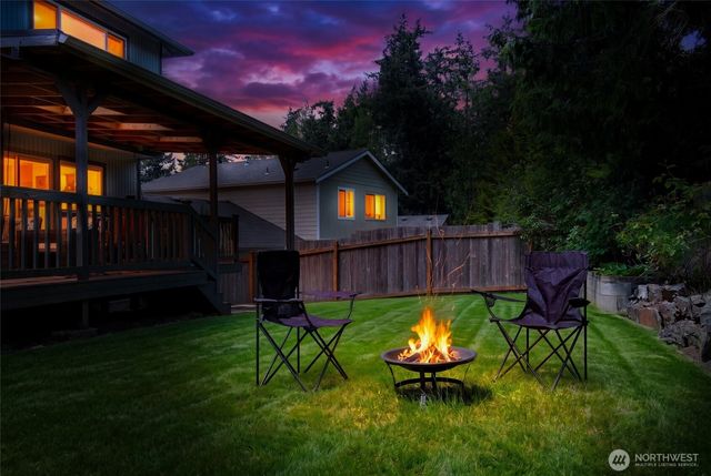 6907 75th Drive NE, Marysville, WA 98270