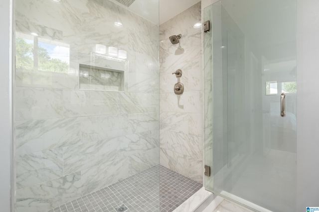 728 ROCKBRIDGE ROAD, Vestavia Hills, AL 35216
