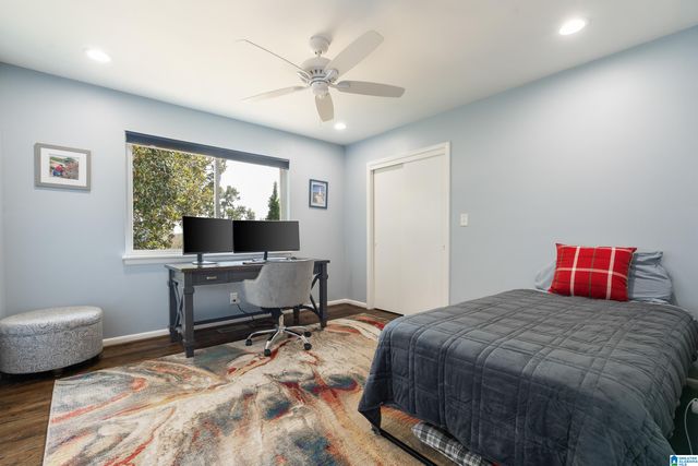 728 ROCKBRIDGE ROAD, Vestavia Hills, AL 35216