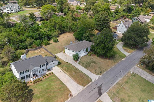 728 ROCKBRIDGE ROAD, Vestavia Hills, AL 35216