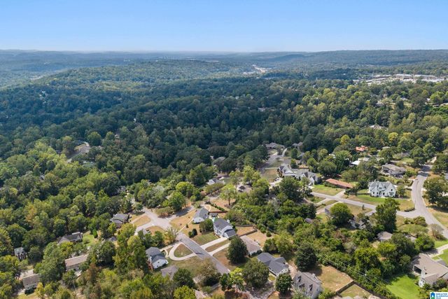 728 ROCKBRIDGE ROAD, Vestavia Hills, AL 35216