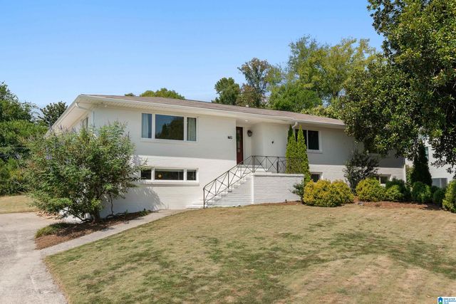 728 ROCKBRIDGE ROAD, Vestavia Hills, AL 35216