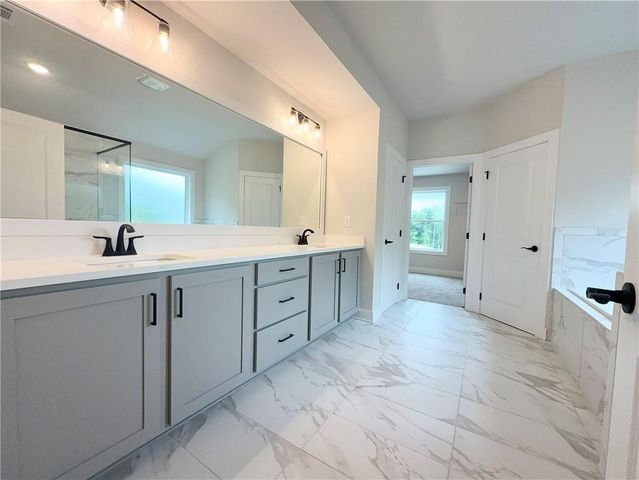 4270 Shirebrook Trail, Hoschton, GA 30548