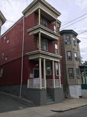68 Maverick St 2, Chelsea, MA 02150