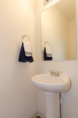 409 Otto Ave, Georgetown, TX 78626