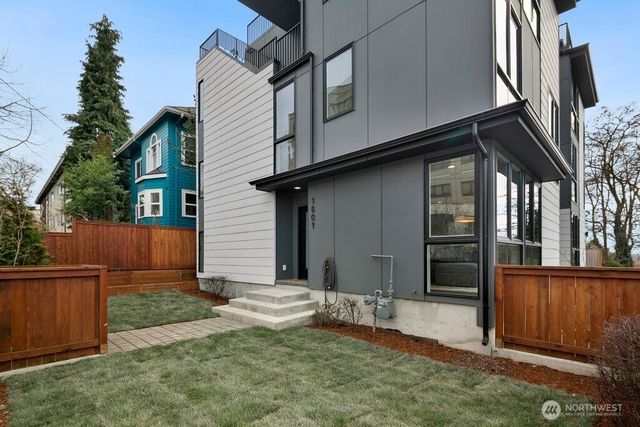 1601 E Jefferson Street, Seattle, WA 98122