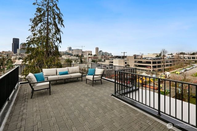 1601 E Jefferson Street, Seattle, WA 98122